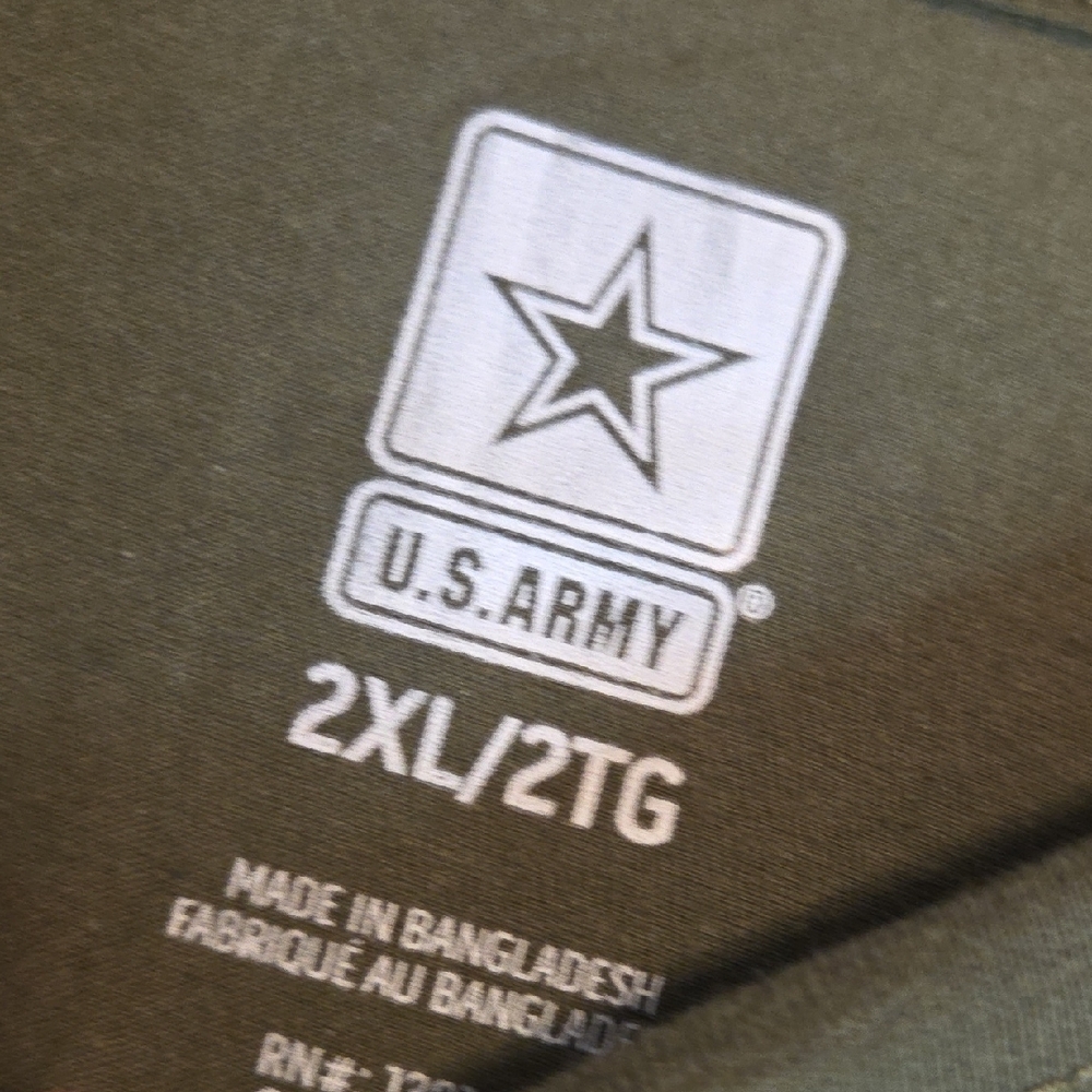 U.S. Army Olive Green Flag Graphic Tee - Picture 2 of 4